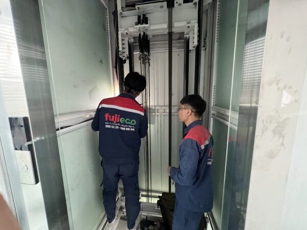 Thang máy Ychi cung cấp chính sách bảo hành, bảo trì xuyên suốt cho khách hàng