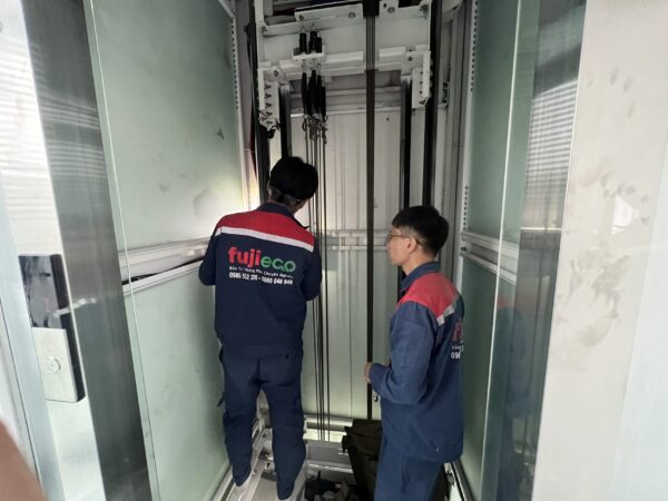 Nhân viên kỹ thuật của Ychilift sẽ kiểm tra, lên phương án sửa chữa cụ thể
