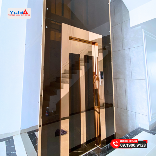 Thang máy vách kính được Ychi sản xuất, lắp đặt